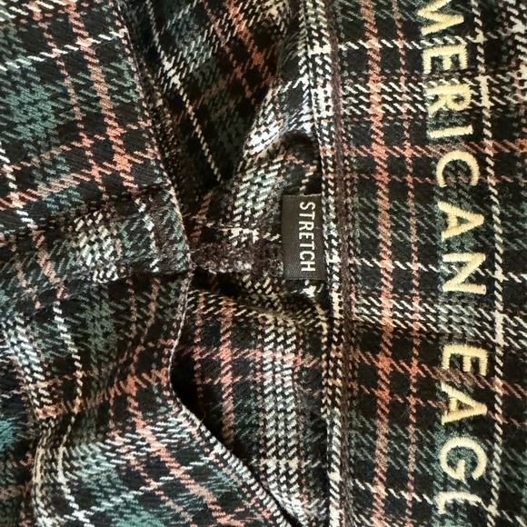 American Eagle Super Hi-Rise Irish Plaid Trouser Size 6 - Picture 5 of 7